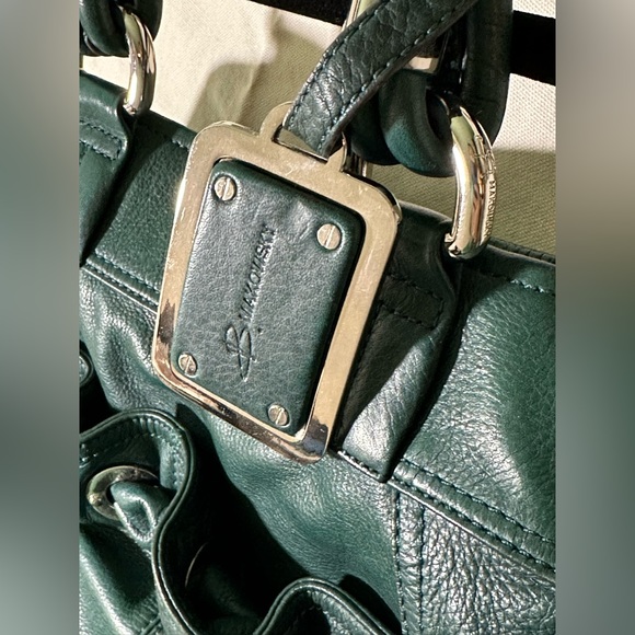 B. Makowsky Berkeley Bucket Style Leather Purse USED - Picture 12 of 16